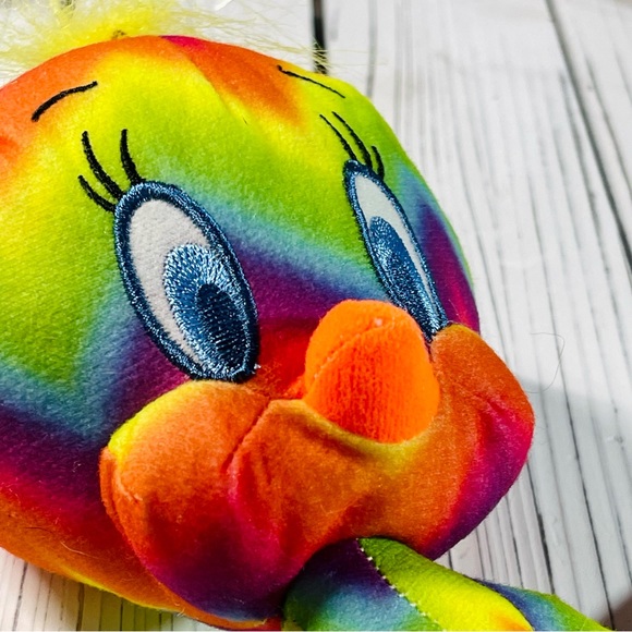 The Toy Factory Looney Tunes Bugs & Tweety Tie Die Plush - Picture 7 of 9